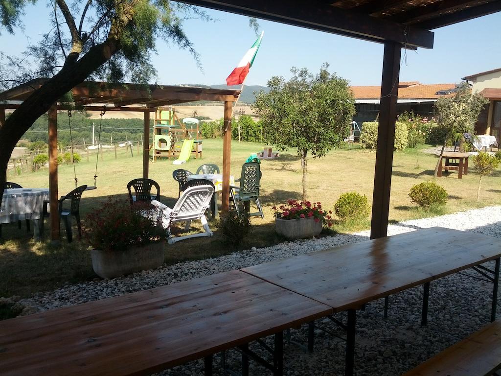 Agriturismo Il Canterino Guardistallo Habitación foto